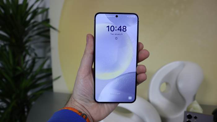 2-Samsung Galaxy S24:S24+