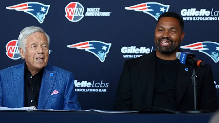 Patriots - Jerod Mayo Robert Kraft