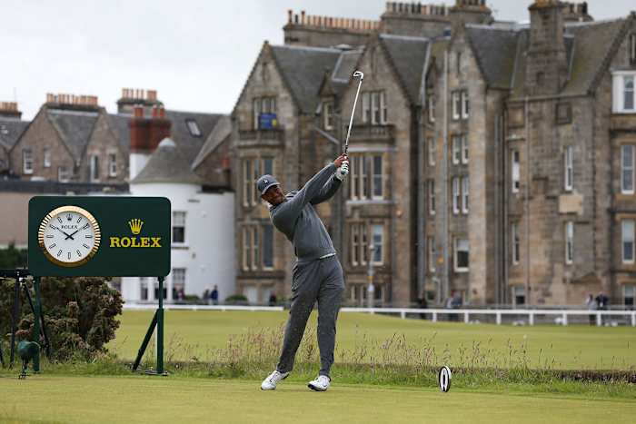 Tiger Woods plays the second hole during the 2015 Open Championship at St. Andrews.