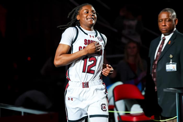 MiLaysia Fulwiley is introduced before the game against the South Dakota State Jackrabbits (20th Nov., 2023)