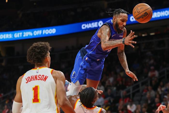 Derrick Jones Jr, Dallas Mavericks, Atlanta Hawks