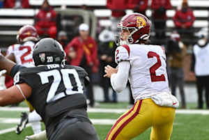 Jaxson Dart overcame early errors in his first live action to lead USC to a victory over Washington State.