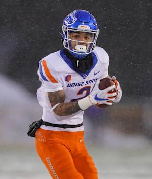 Dec 12, 2020; Laramie, Wyoming, USA; Boise State Broncos wide receiver Khalil Shakir (2) runs against the Wyoming Cowboys during the first quarter at Jonah Field at War Memorial Stadium. Mandatory Credit: Troy Babbitt-USA TODAY Sports