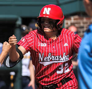 Camryn Ybarra home run