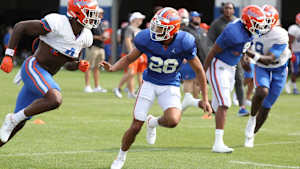 Gators cornerback Devin Moore
