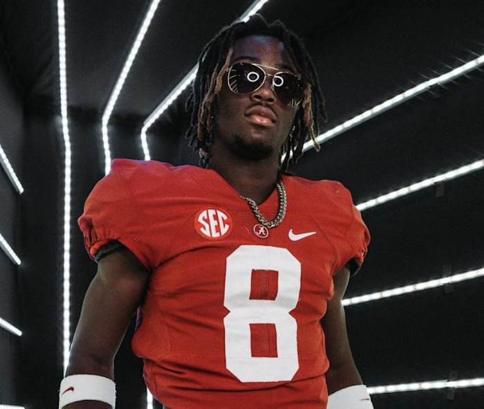 Four-star cornerback Makari Vickers