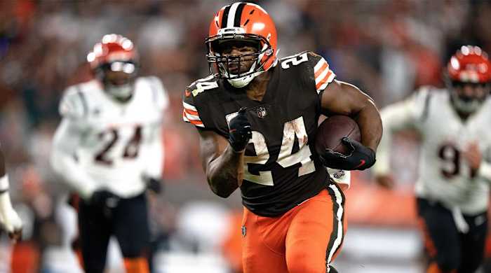 Cleveland Browns running back Nick Chubb (24) carries the ball for a first down in the third quarter during an NFL Week 8 game against the Cincinnati Bengals, Monday, Oct. 31, 2022, at FirstEnergy Stadium in Cleveland.