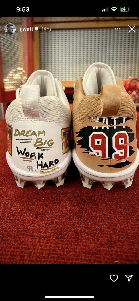 3219205C-1049-4716-BE21-580078E05420