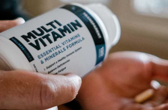 Transparent Labs Multivitamin