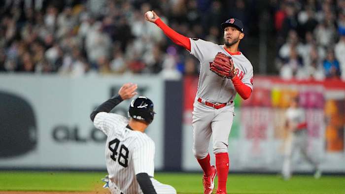 New York Mets infielder Jonathan Araúz