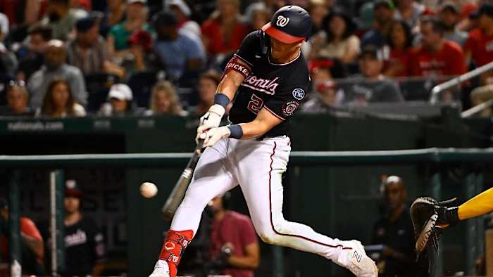 Free agent outfielder Corey Dickerson