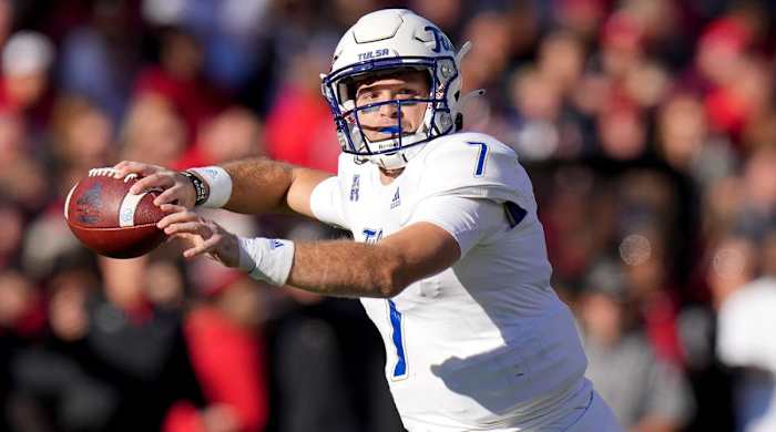 Tulsa Golden Hurricane quarterback Davis Brin (7) throws in the first quarter during an NCAA football game against the Cincinnati Bearcats, Saturday, Nov. 6, 2021, at Nippert Stadium in Cincinnati.