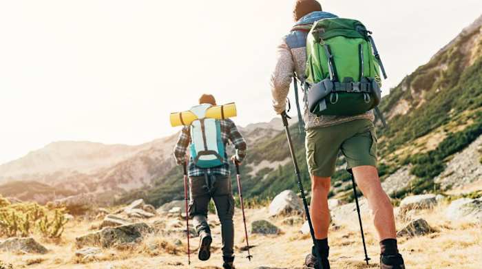 Best trekking poles_lead
