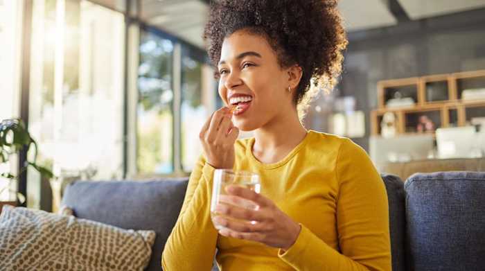 Best multivitamins for women_hero