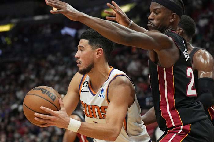 The combination of Devin Booker and Deandre Ayton have the Suns playing hot.