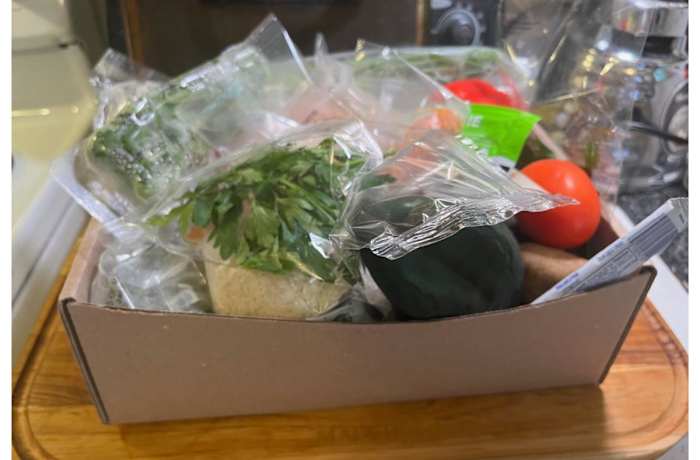 The ingredients came all together in one small, compact box. 