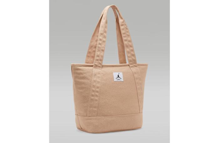 nike-jordan-flight-carryall-tote-bag