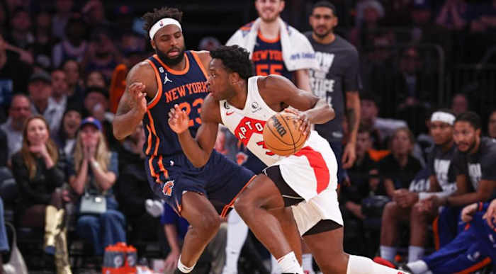 Anunoby guarded by Mitchell Robinson during a matchup last season