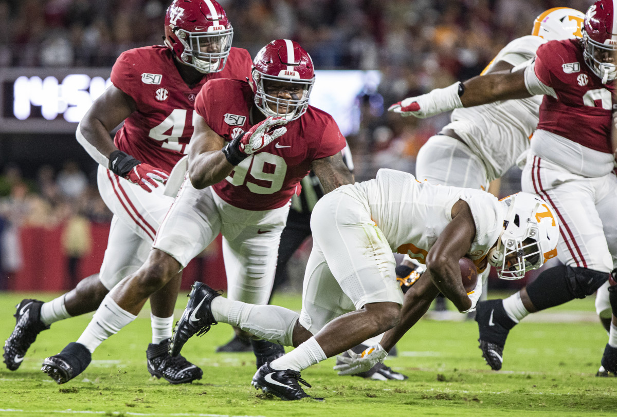 Raekwon Davis against Tennessee