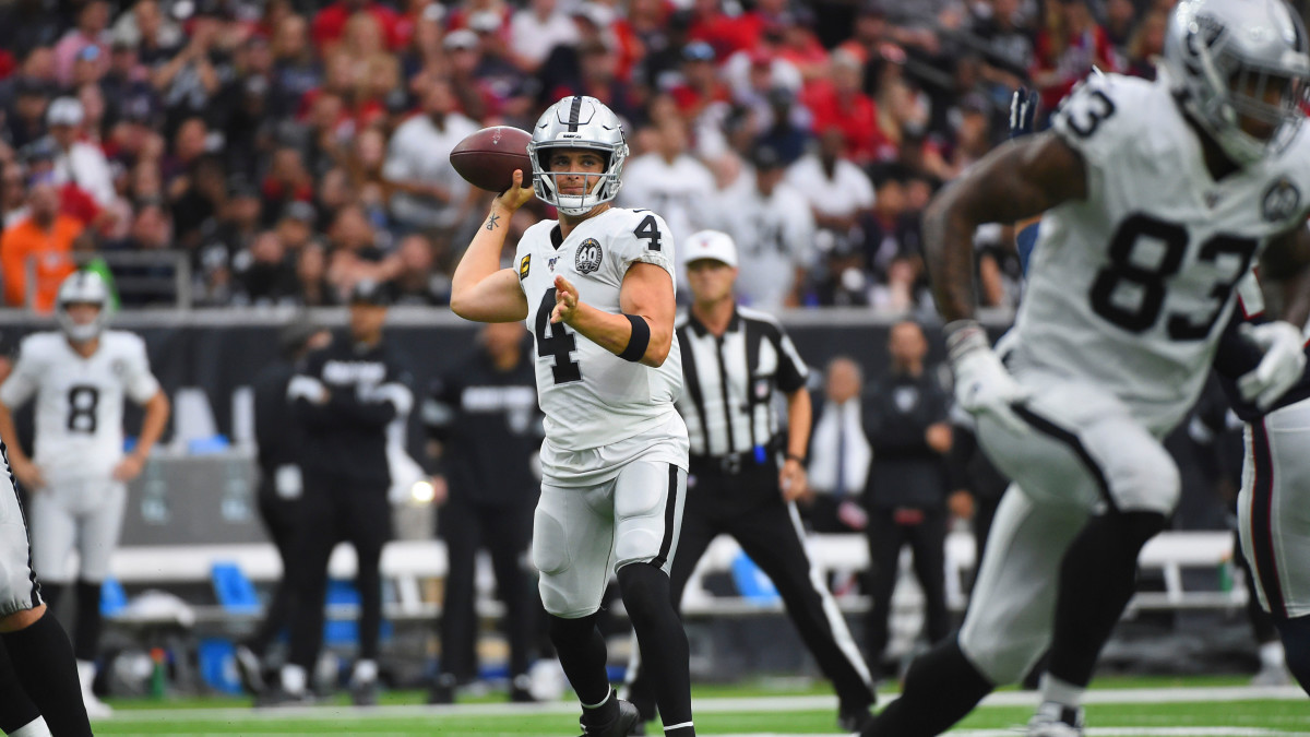 Carr threw three touchdown passes in the Raiders' Week 8 loss to the Texans. 