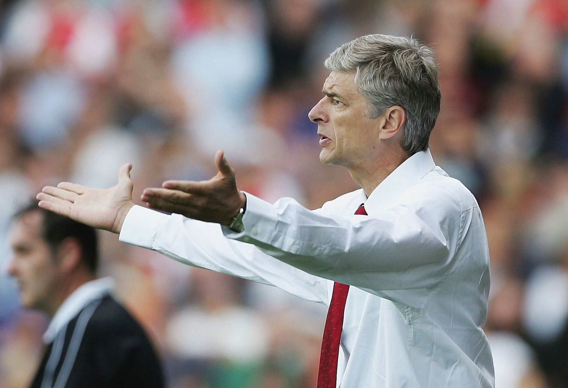 fulham-v-arsenal-5cdc3125af5d979dc2000001.jpg