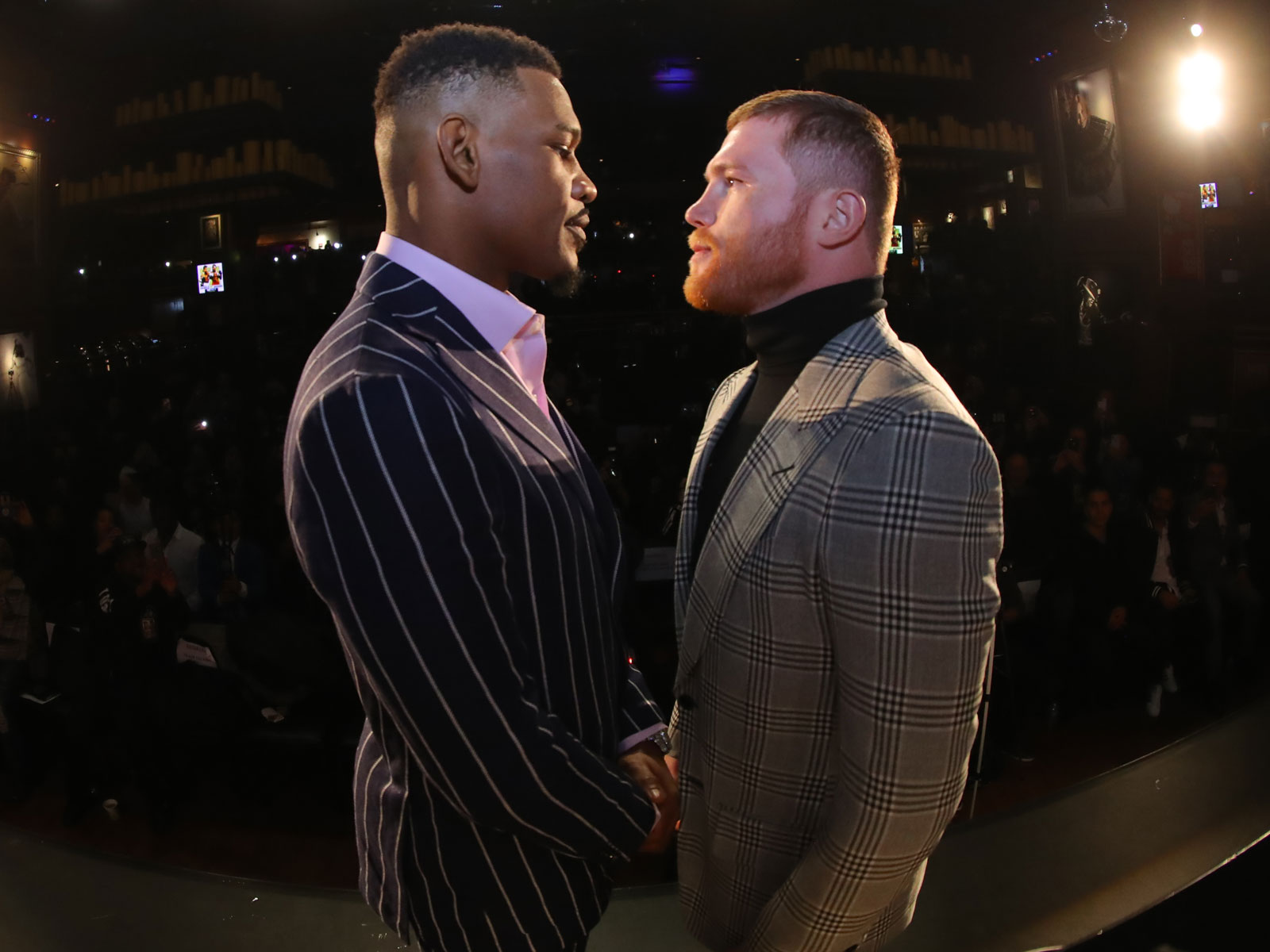 canelo-jacobs-fight-inline.jpg