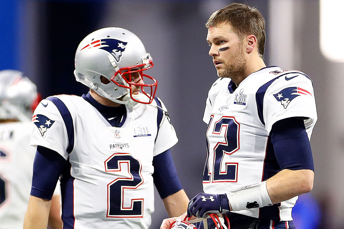 brian-hoyer-tom-brady.jpg