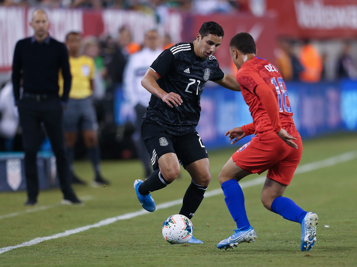 dest-usmnt-mexico.jpg