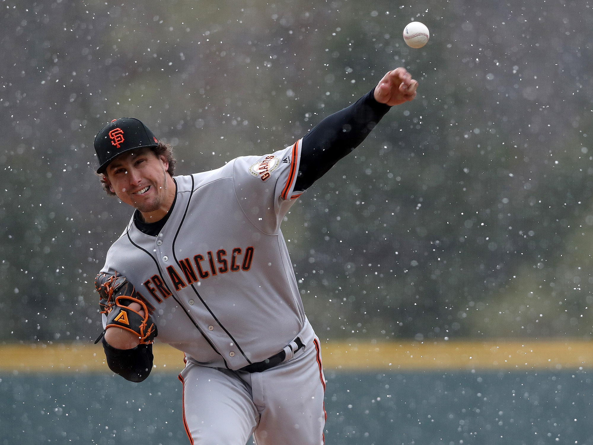 derek-holland-throwing.jpg