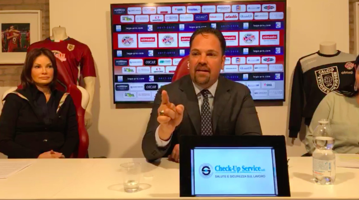 mike-piazza-press-conference-angry-video.jpg