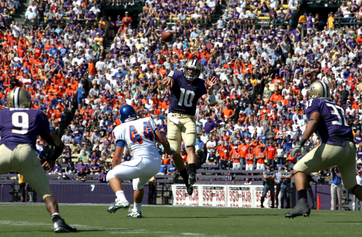 A homegrown Washington star, Locker stayed for a senior season with the Huskies—and saw his potential draft stock fall.