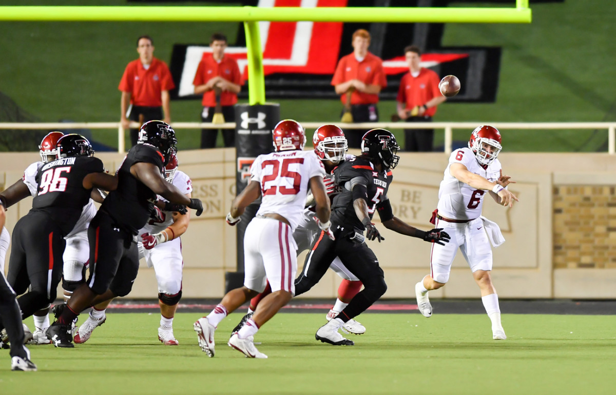 ttou-mayfield-pass.jpg