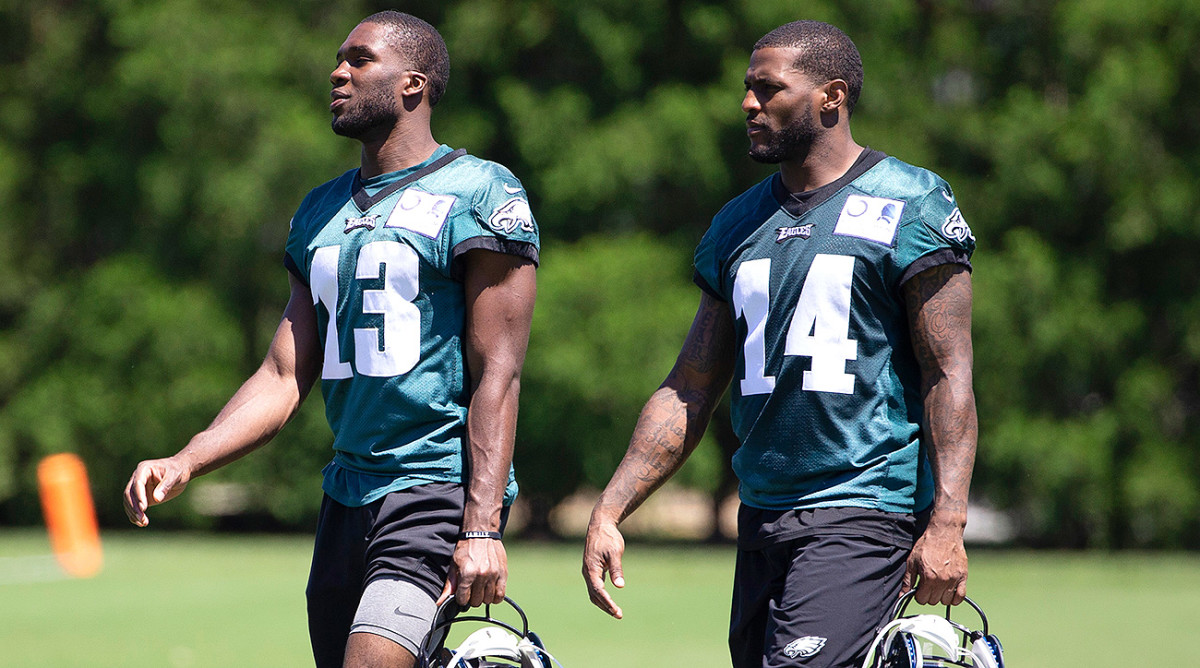 nelson-agholor-mike-wallace-eagles.jpg