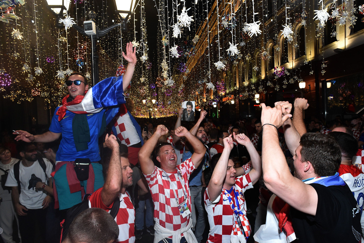 croatia-scores-goalie.jpg