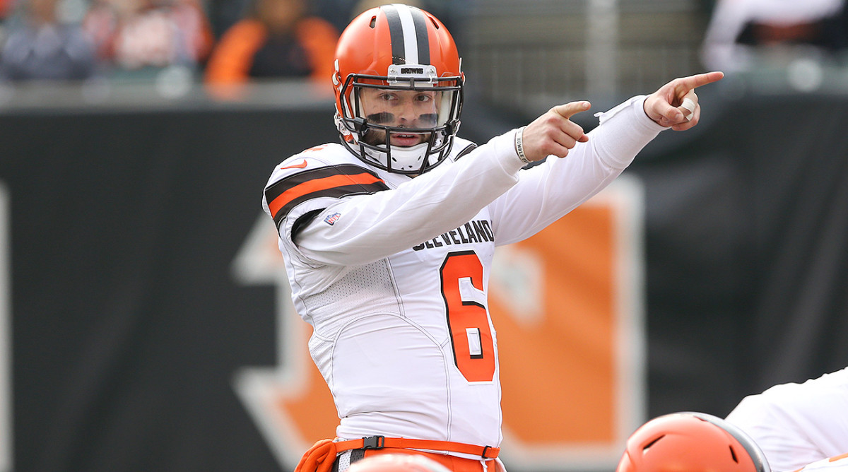 baker-mayfield-browns-morning-huddle.jpg