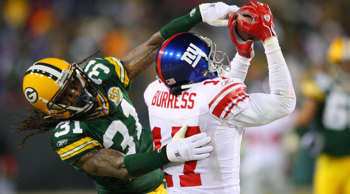 Burress finished with 11 catches for 151 yards, largely at the expense of Harris (31).