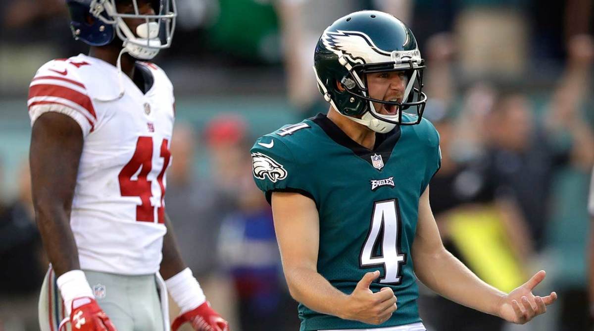 Jake Elliott celebrates after his team-record 61-yard field goal with one second left beat the Giants.