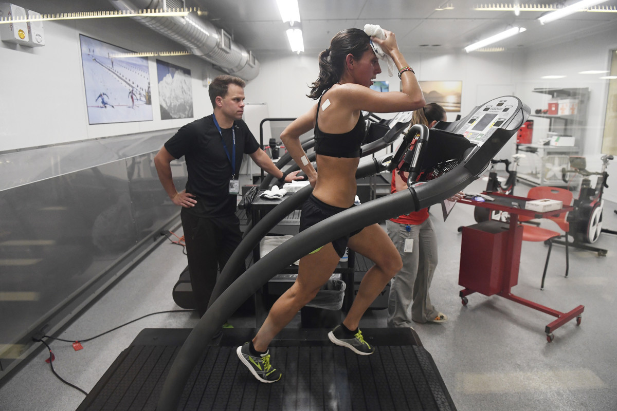 desi-linden-treadmill.jpg