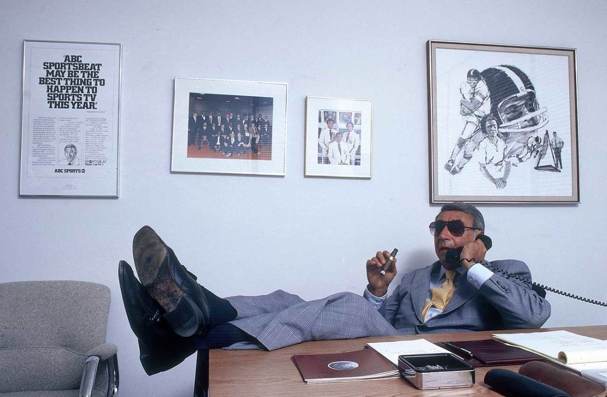 mmqb-howard-cosell-3.jpg