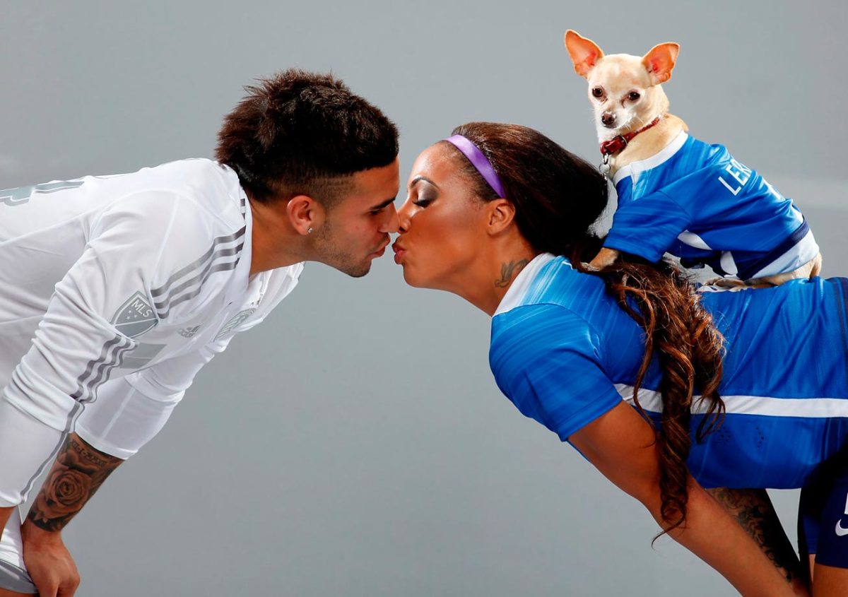 sydney-leroux-X159570_TK4_2080.jpg