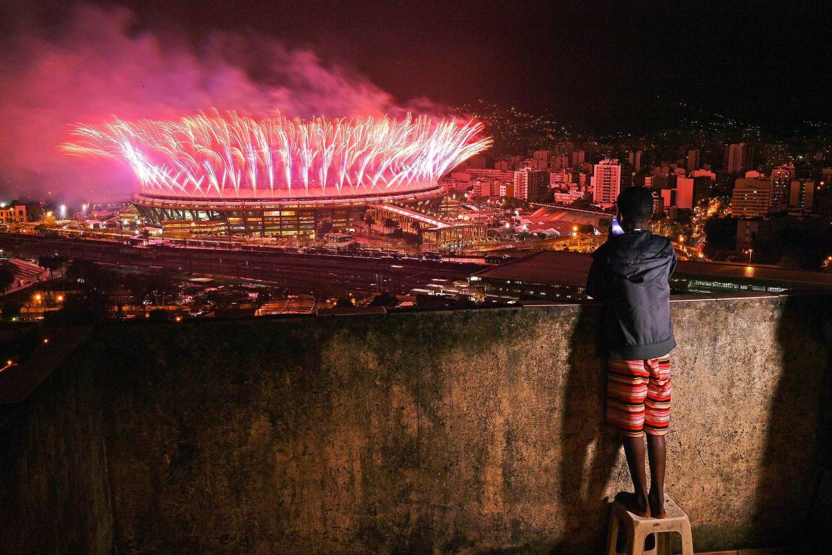 Closing-ceremony-2016-rio-summer-olympic-games-7.jpg