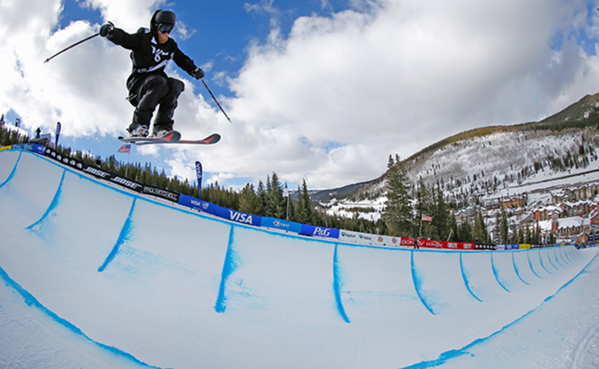 wells-family-skiing-630-3.jpg
