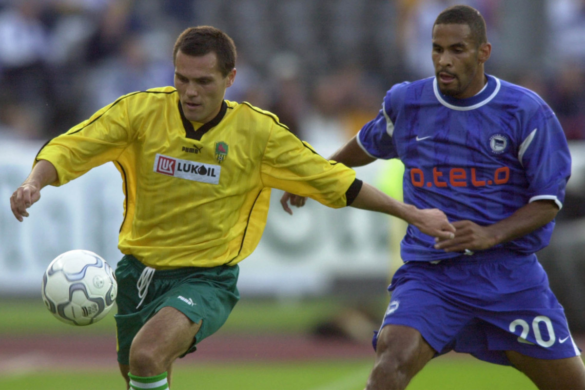 Tony-Sanneh-Hertha-Berlin.jpg