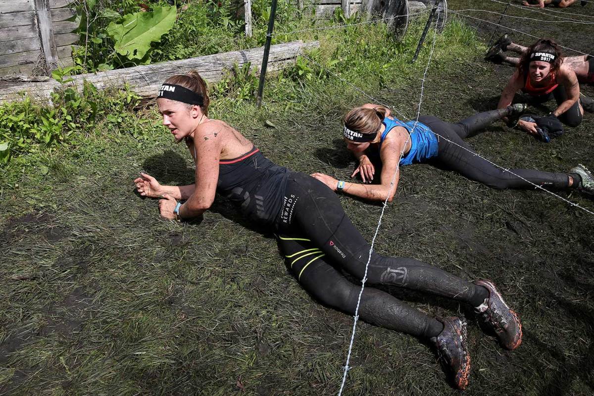 Friday-Night-Lights-for-Spartan-Race-Minka-Kelly-Aimee-Teegarden-539531826_master.jpg