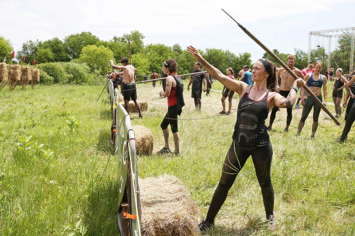 Friday-Night-Lights-for-Spartan-Race-Minka-Kelly-539531838_master.jpg