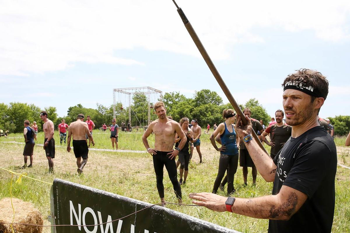 Friday-Night-Lights-for-Spartan-Race-Zach-Gilford-539531752_master.jpg