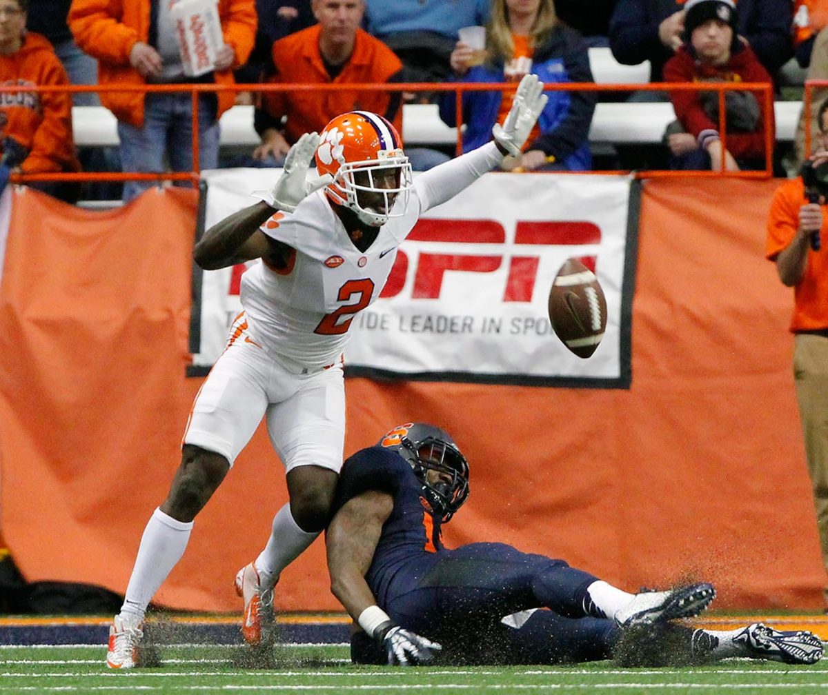 09-Mackensie-Alexander-Dontae-Strickland.jpg