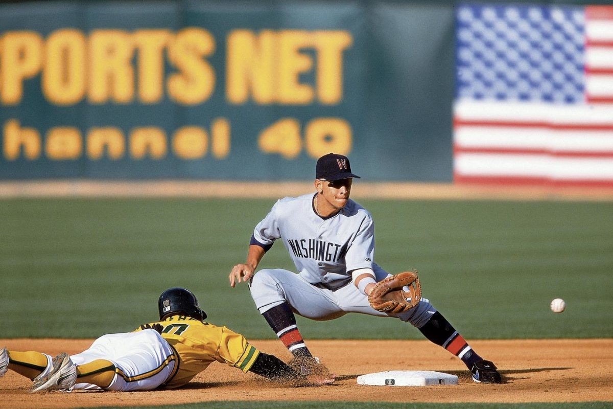 2002-Alex-Rodriguez-Scott-Hatteberg-001258798.jpg