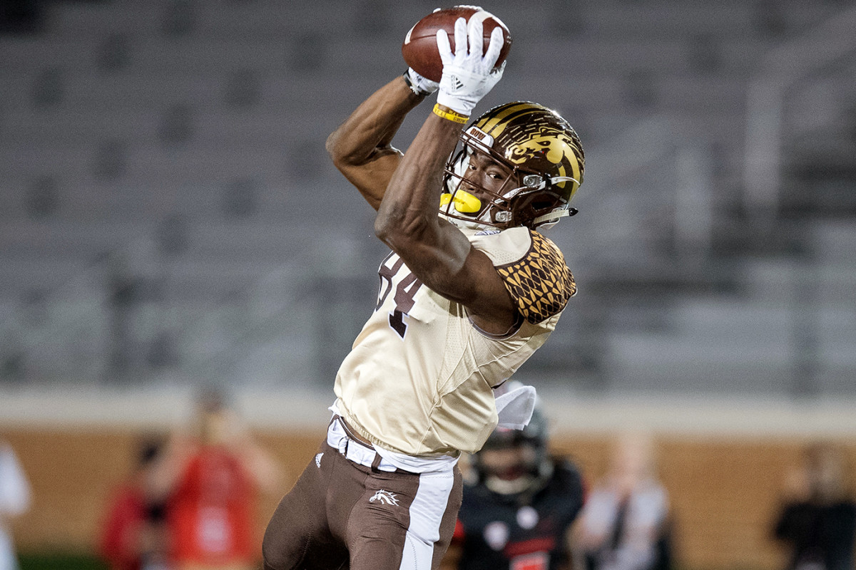 corey-davis-western-michigan-broncos-football-2016-all-america-team.jpg
