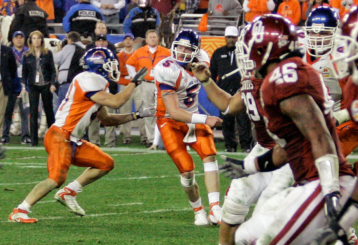 ian-johnson-jared-zabransky-statue-liberty-boise-state-oklahoma-fiesta-bowl.jpg